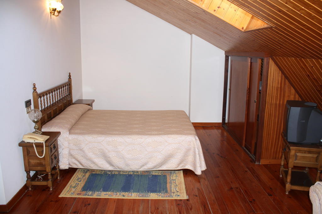 Hotel Cristaleiro Gondomar Værelse billede
